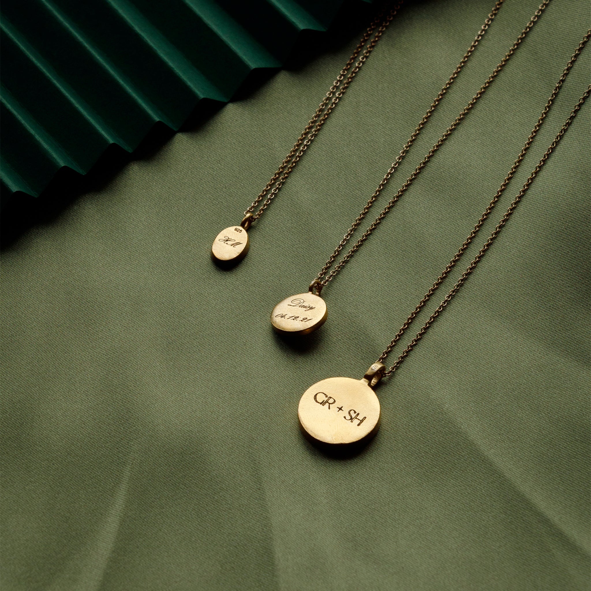 Engravable Mother of Pearl Porthole Necklace - Image 3