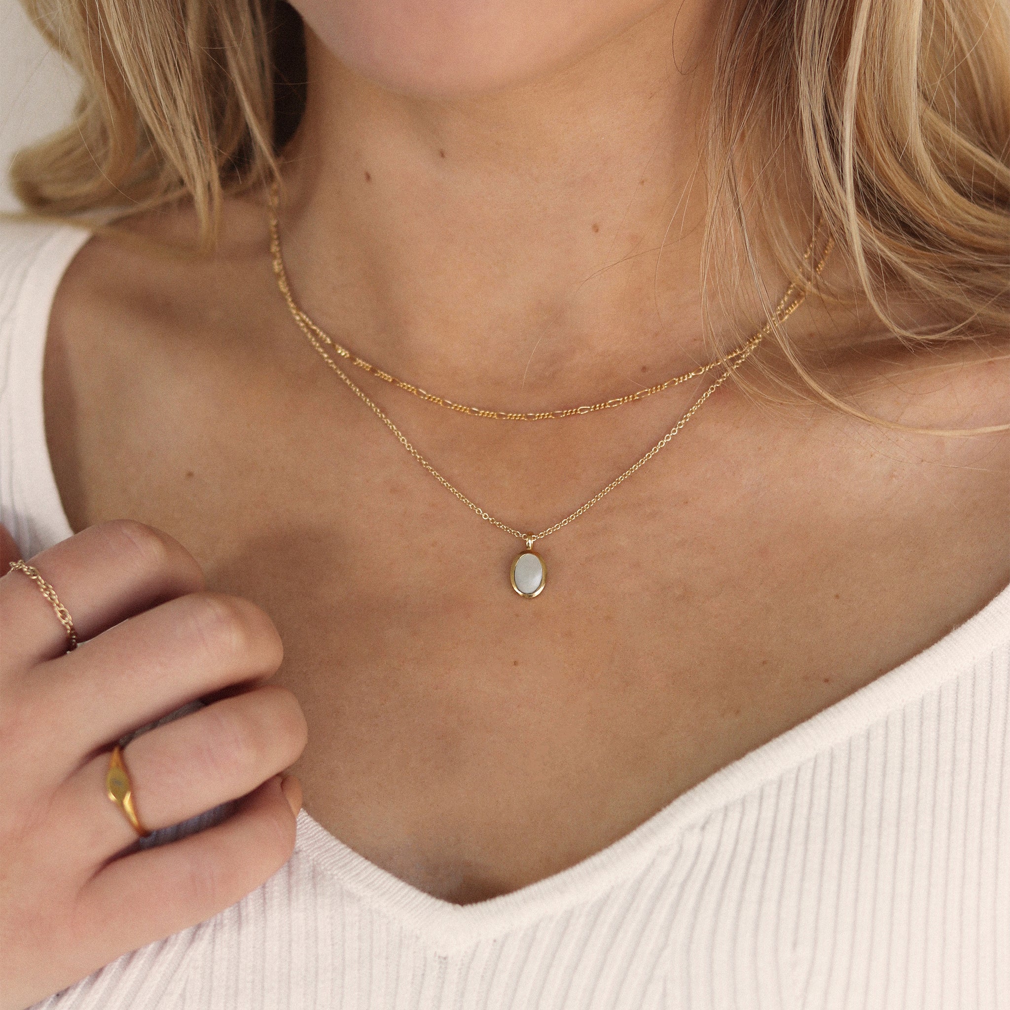 Engravable Mother of Pearl Cheval Necklace - Image 4