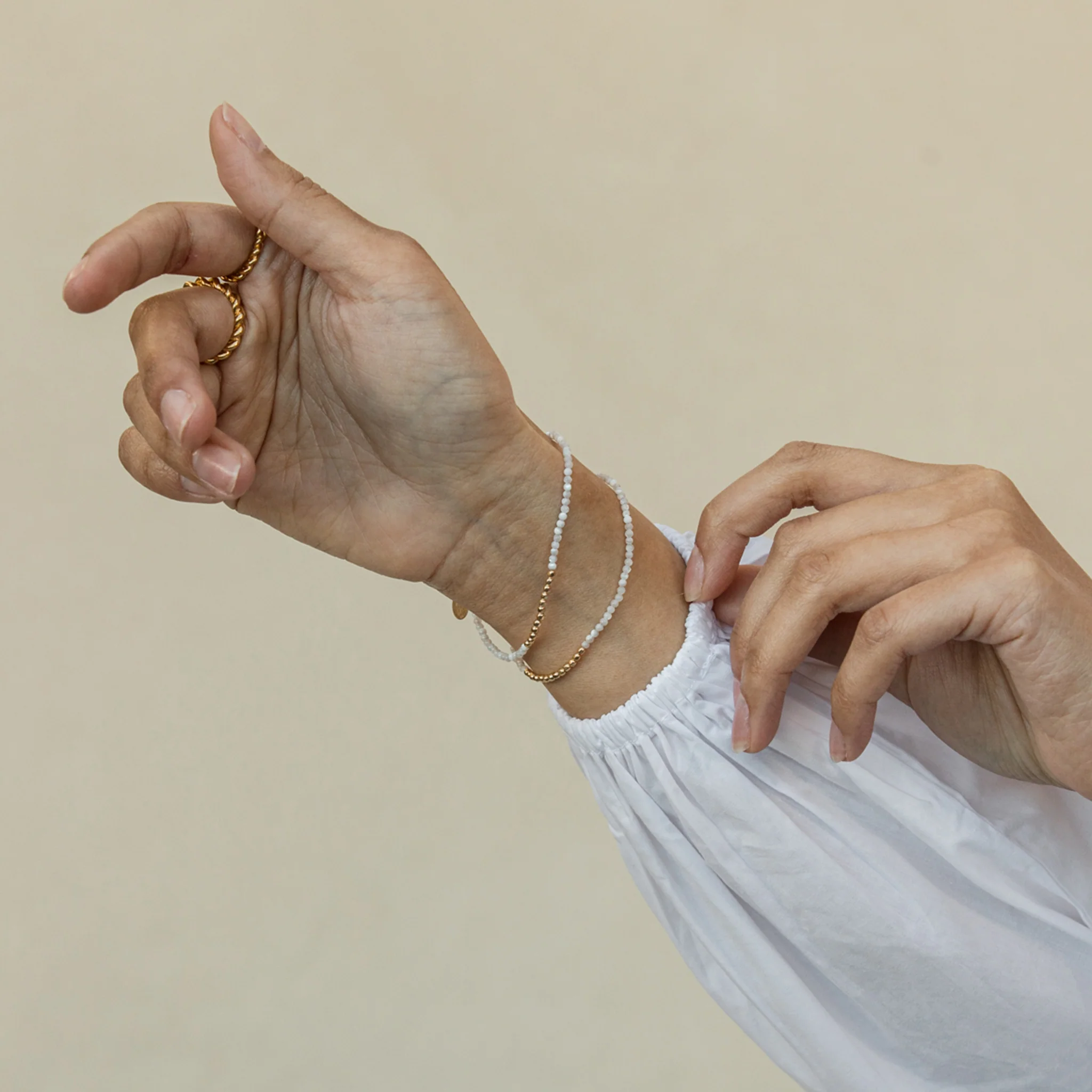 Oceanus Mother of Pearl Beaded Bracelet - Image 4