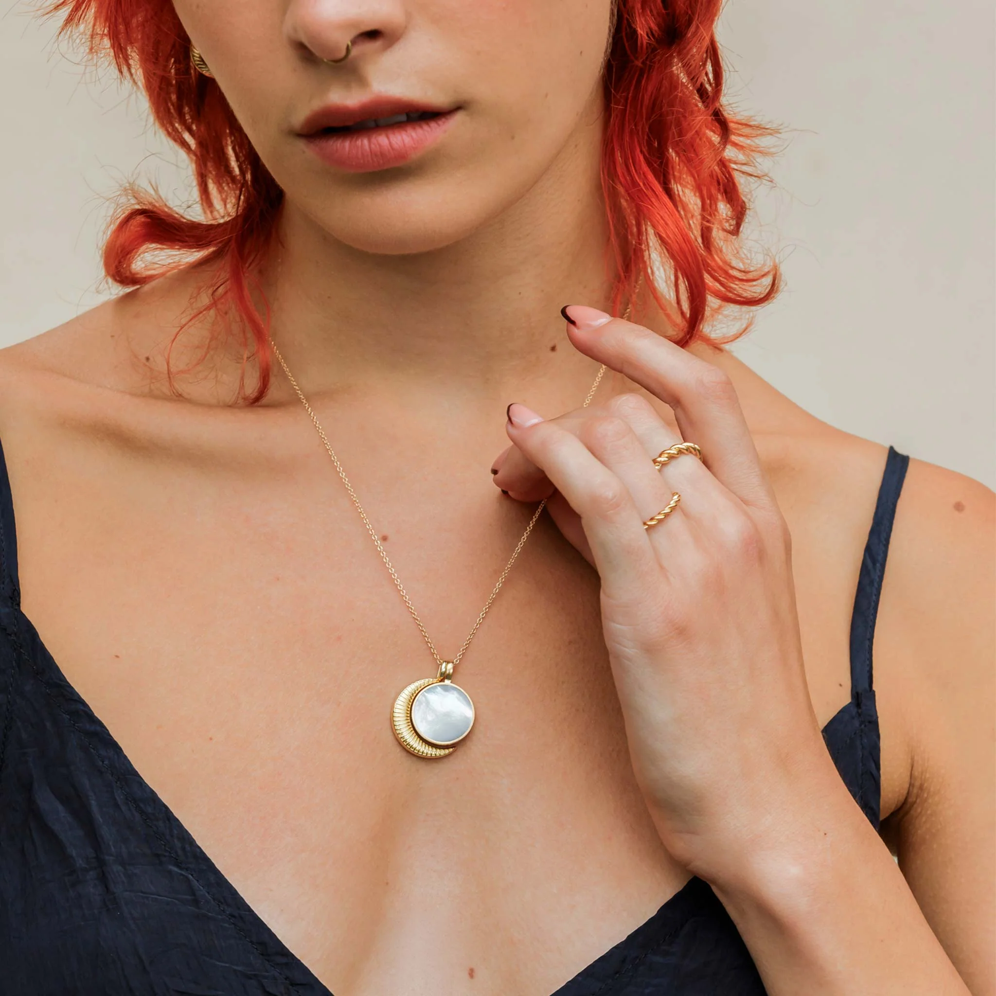 Engravable Mother of Pearl Porthole Necklace - Image 5