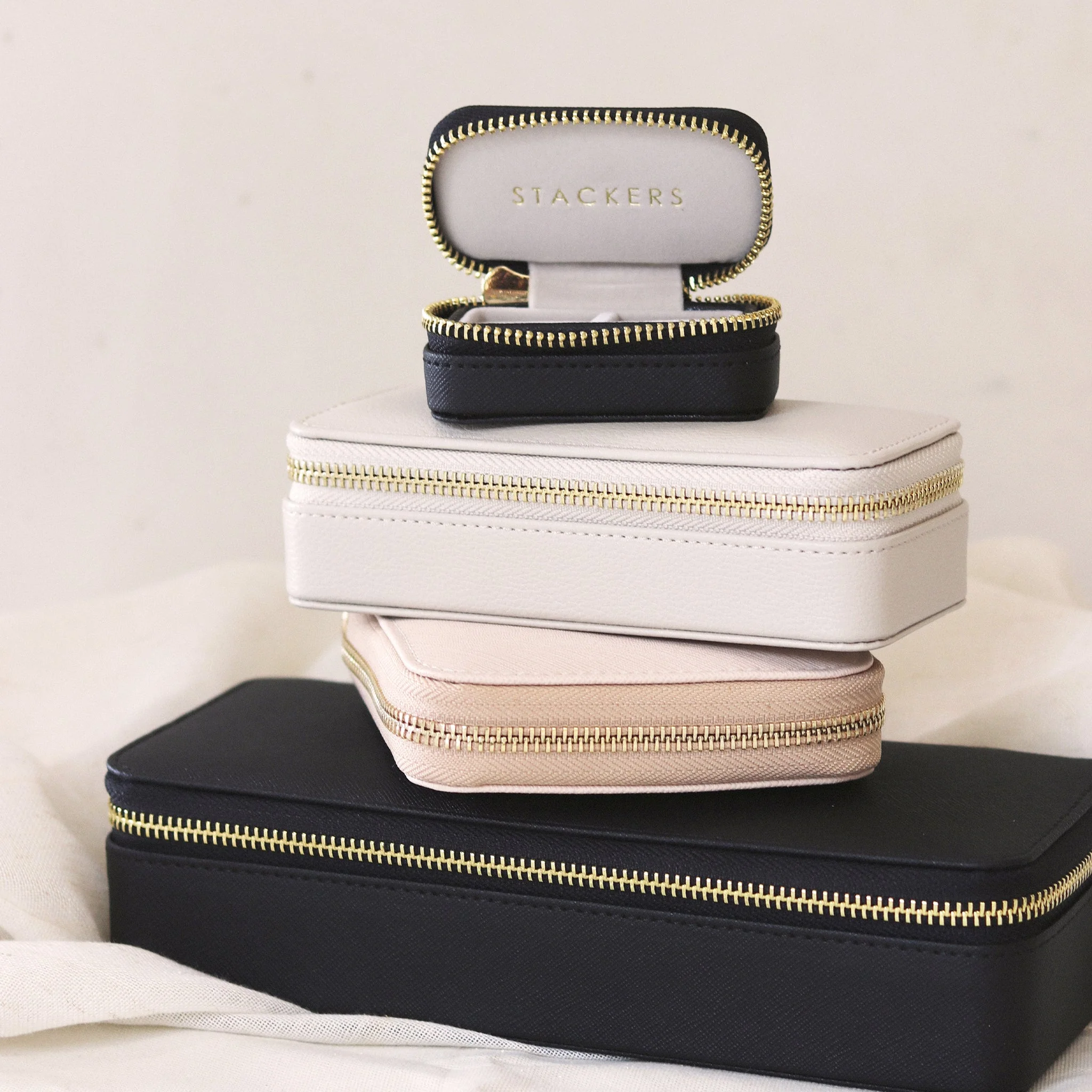 Wanderlust Life x Stackers Travel Jewellery Box - Petite - Image 3